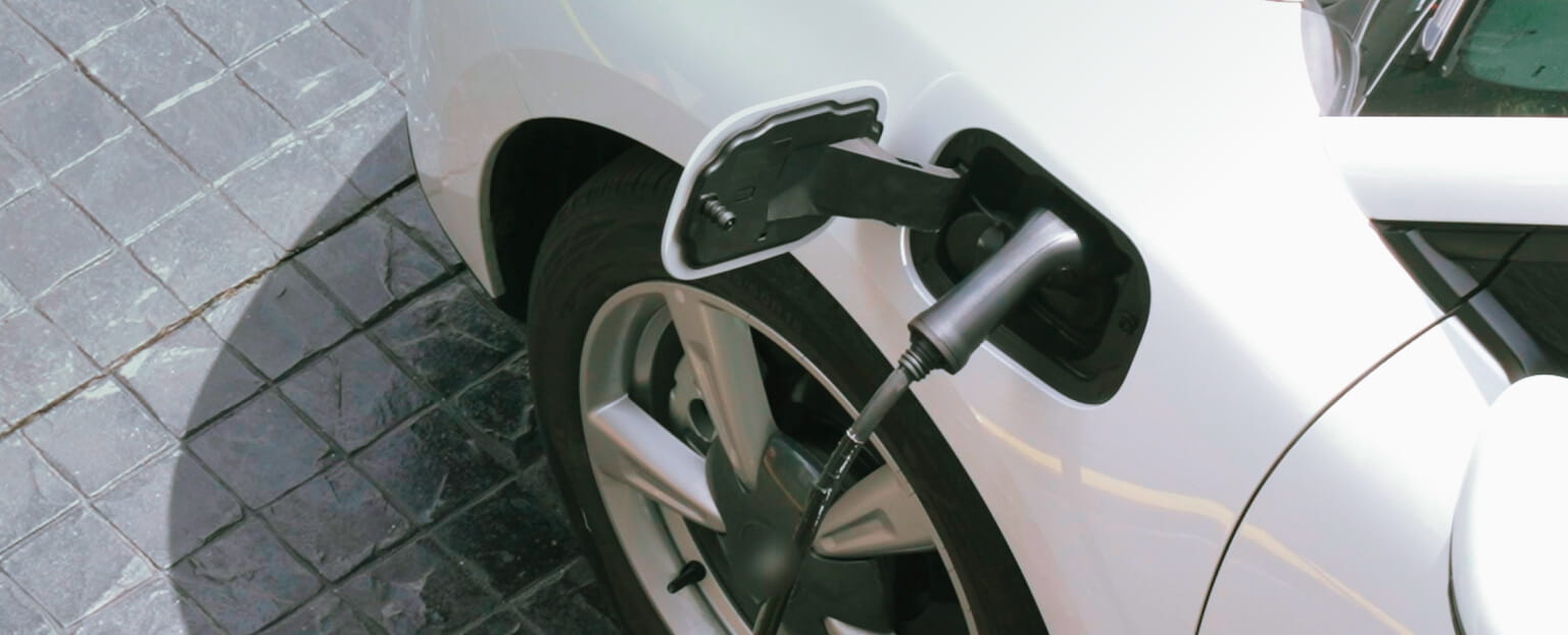 electric-vehicle-faq-banner-desktop